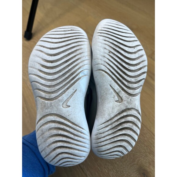 Nike Flex Runner shoes, boys size 1 youth black gray - Picture 5 of 5